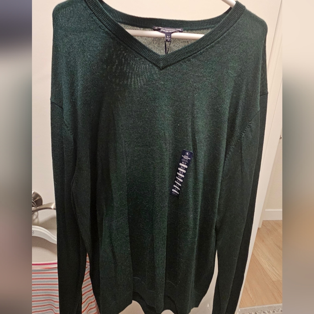 Hart Schaffner Marx Dark Green V-Neck Sweater